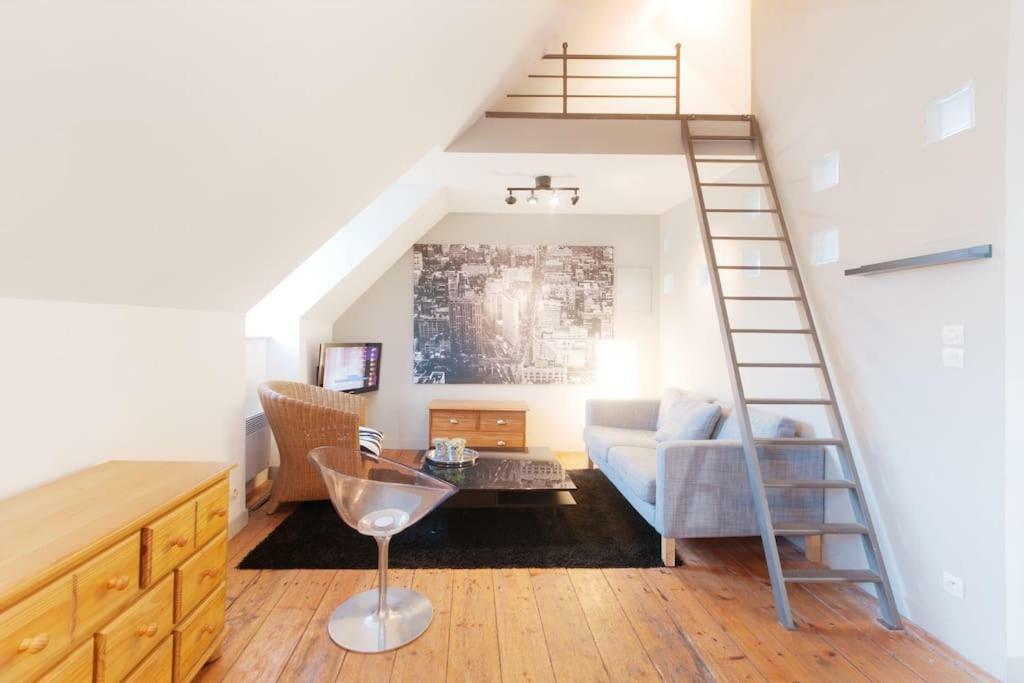 N9 Appartement De Charme Сен-Поль-де-Леон Экстерьер фото